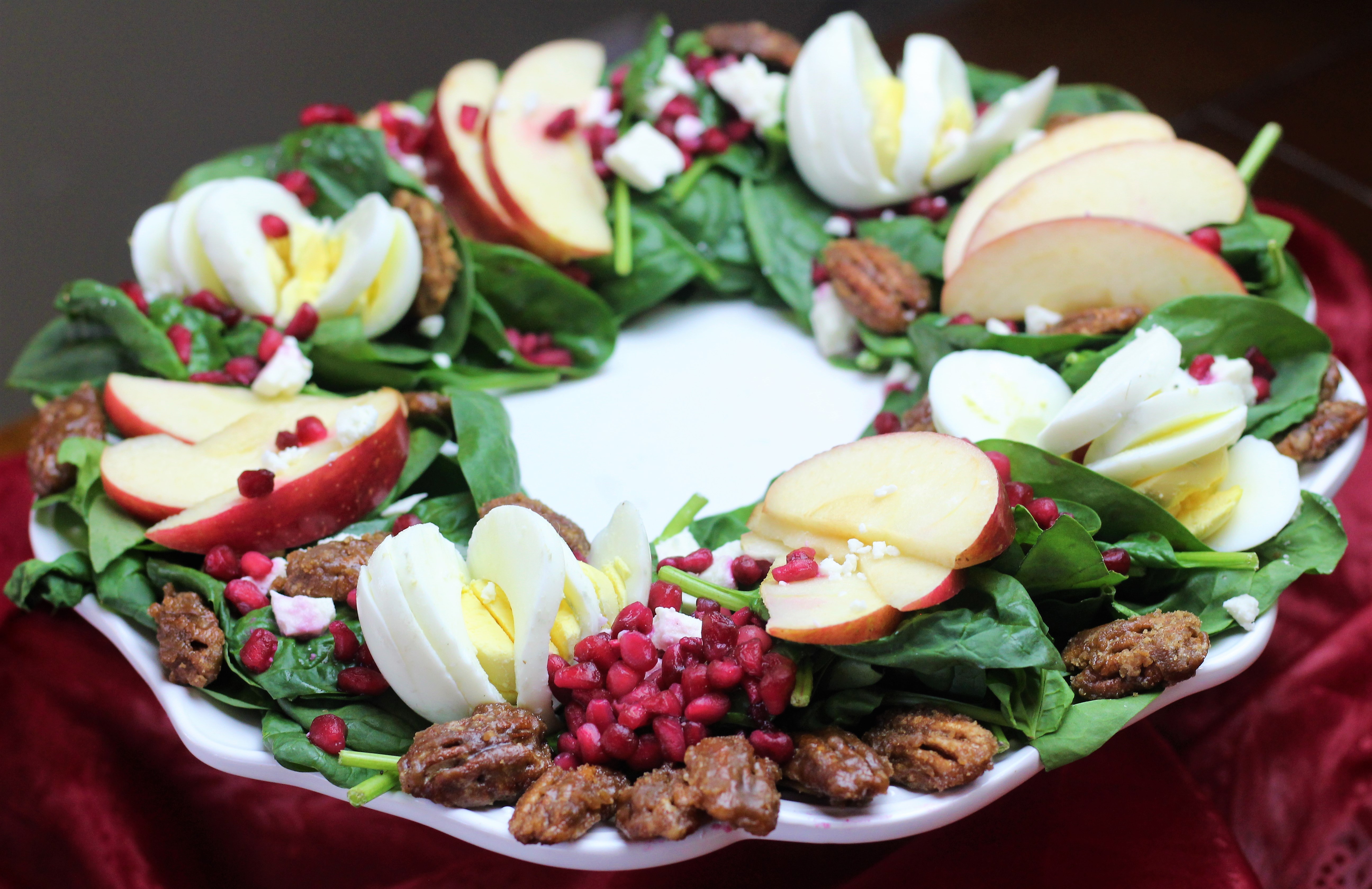 Apple Pomegranate Salad Wreath