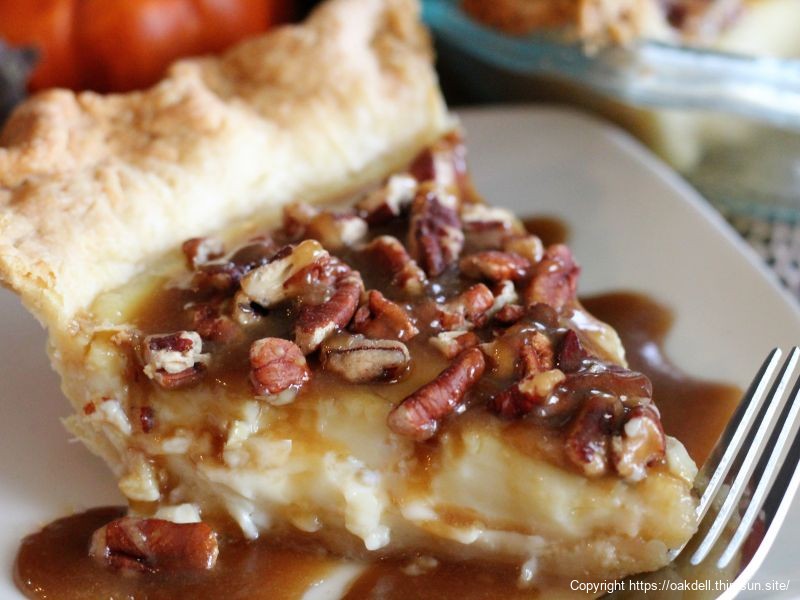 Egg Custard Pie with Praline Topping